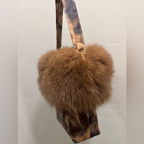Gorgeous Real Fox Fur Trimmed Handmade Genuine Leather Tote Bag/ Crossbody - Picture 14 of 16